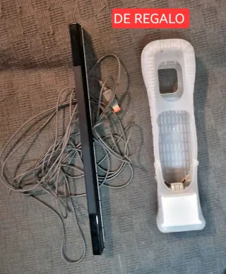 Consola Nintendo Wii + Wii Fit Plus + Mario Wii