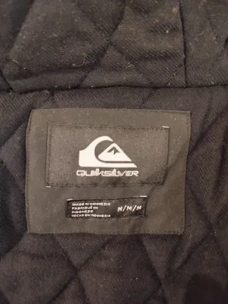 Plumífero y chaqueta Quiksilver Talla M