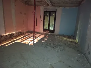 4 alturas Tejado completamente reformado