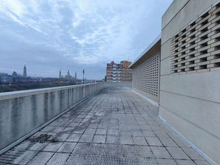 Piso en alquiler en Barrio Jesús en Zaragoza