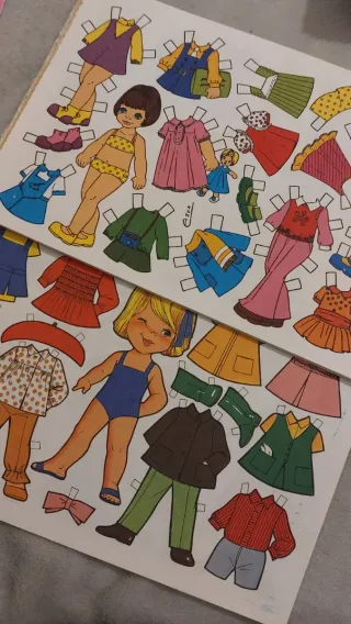 Hojas de papel de muñecas "mariquitas"