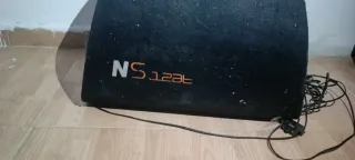 Altavoz Subwoofer Cilíndrico Negro