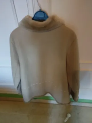 Abrigo trenca beige con pelo