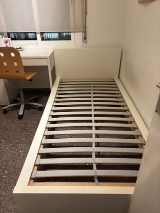 Cama individual Ikea blanca