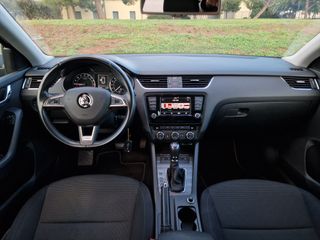 Skoda Octavia Scout 2.0 TDi 184cv 4x4 DSG 2016