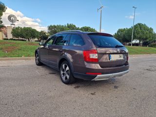 Skoda Octavia Scout 2.0 TDi 184cv 4x4 DSG 2016