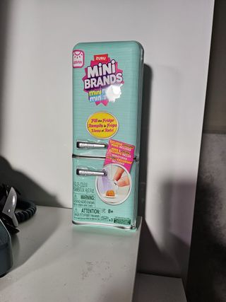 Mini Nevera Zuru Mini Brands Fill the fridge