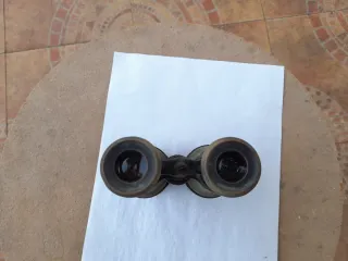 Prismáticos antiguos