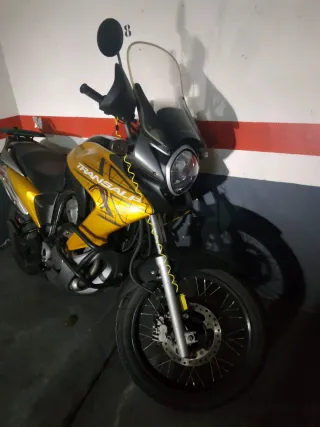 Honda Transalp 700 2008
