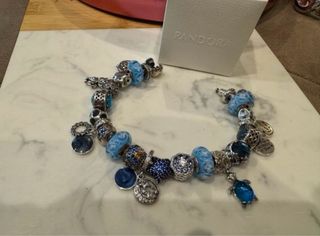 Pulsera Pandora muy nueva