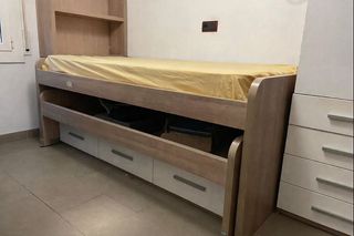 Cama nido de madera con cajones