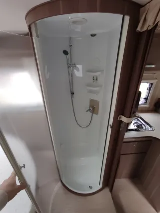 Autocaravana MC Louis mc2 72 cama isla