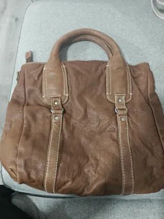 Bolso de piel marrón Esprit