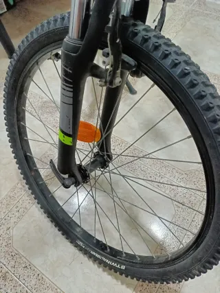 Bicicleta de montaña B'Twin Rockrider