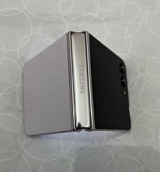 COMO NUEVO Samsung Z Flip 5