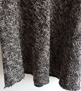 Falda midi capa lana