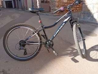Bicicleta niña Kross 24 poco usada