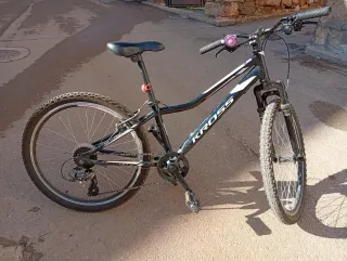Bicicleta niña Kross 24 poco usada