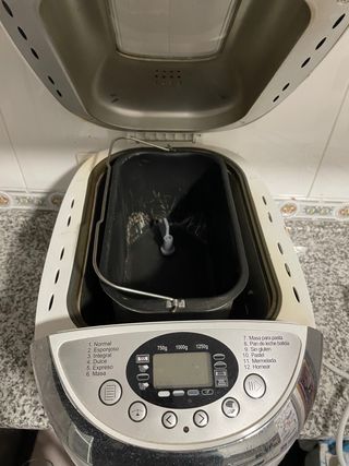 Panificadora SilverCrest - Máquina de hacer pan