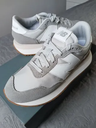 Zapatillas New Balance 237 Talla 38 Gris
