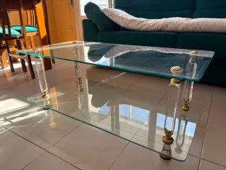 Mesa de centro cristal y metal dorado