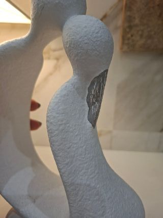 Statua Innamorati Pietra Nuova