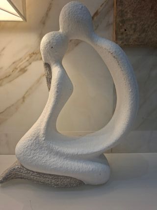 Statua Innamorati Pietra Nuova