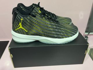Nike Air Jordan B Fly Zapatillas Negras Doradas