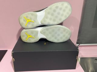 Nike Air Jordan B Fly Zapatillas Negras Doradas