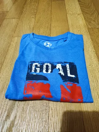 7 magliette bambino taglia 4/6 anni