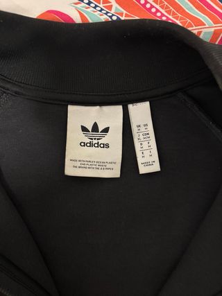 Sudadera Adidas Negra y Dorada