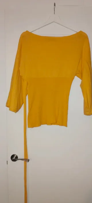 Top Zara punto canalé amarillo T.M
