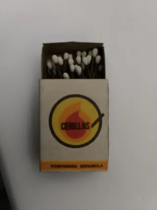 Caja de cerillas antigua Cenillas