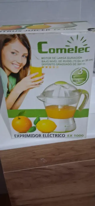 Exprimidor Eléctrico Comelec EX 1000