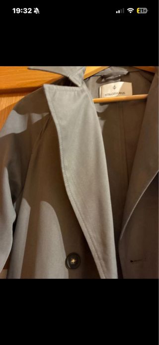 Gabardina gris nueva sin etiqueta