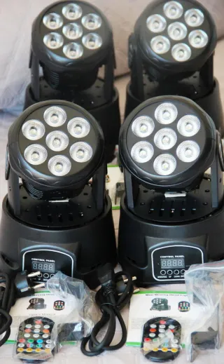 Fari LED RGBW testa mobile 105 w (4 pezzi)