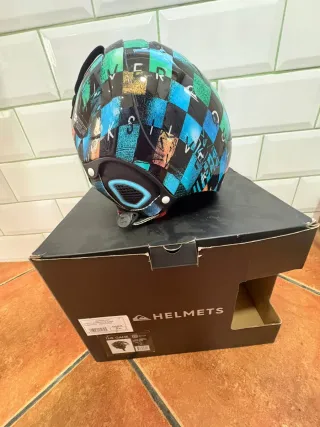 Casco Esquí Quiksilver Talla M(54cm) de niño.