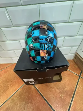 Casco Esquí Quiksilver Talla M(54cm) de niño.