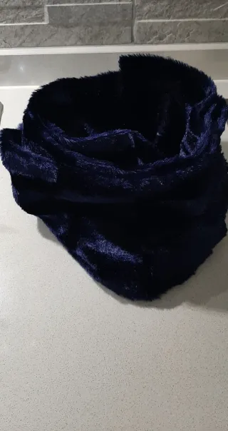 Sciarpa pelliccia sintetica blu