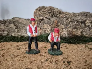 Figuras Belén Caganer y Pixaner