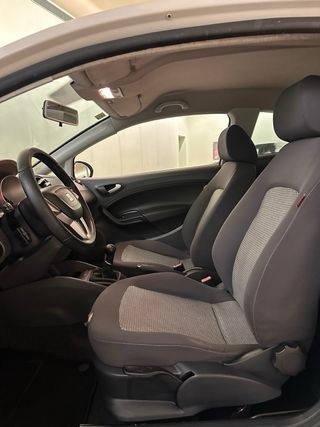 SEAT Ibiza 1.6TDI Etiqueta B🟡