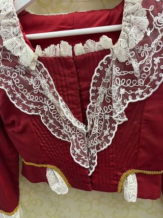 Corpiño de fallera con peinador