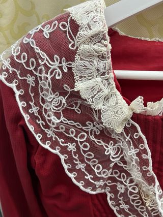 Corpiño de fallera con peinador