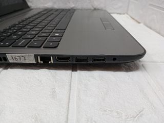 Portatil HP 15-ba009ns (1677)