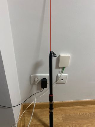 Caña de pesca amarilla  Y caña de pescar negra