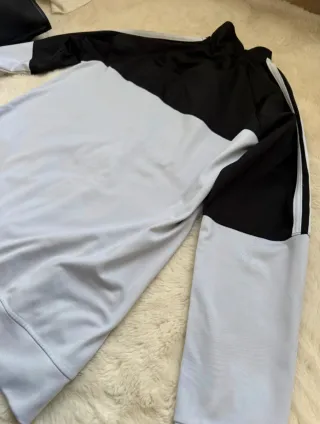 Chaqueta deportiva Adidas color block