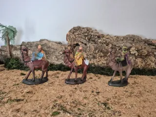 Figuras Reyes Magos Belén Pequeños