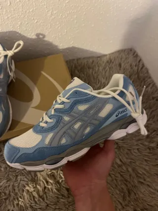 Zapatillas Asics Gel Azul y Gris