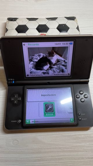 Nintendo DSi XL Nera