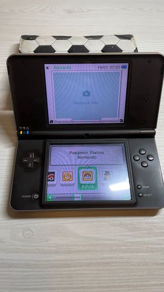 Nintendo DSi XL Nera